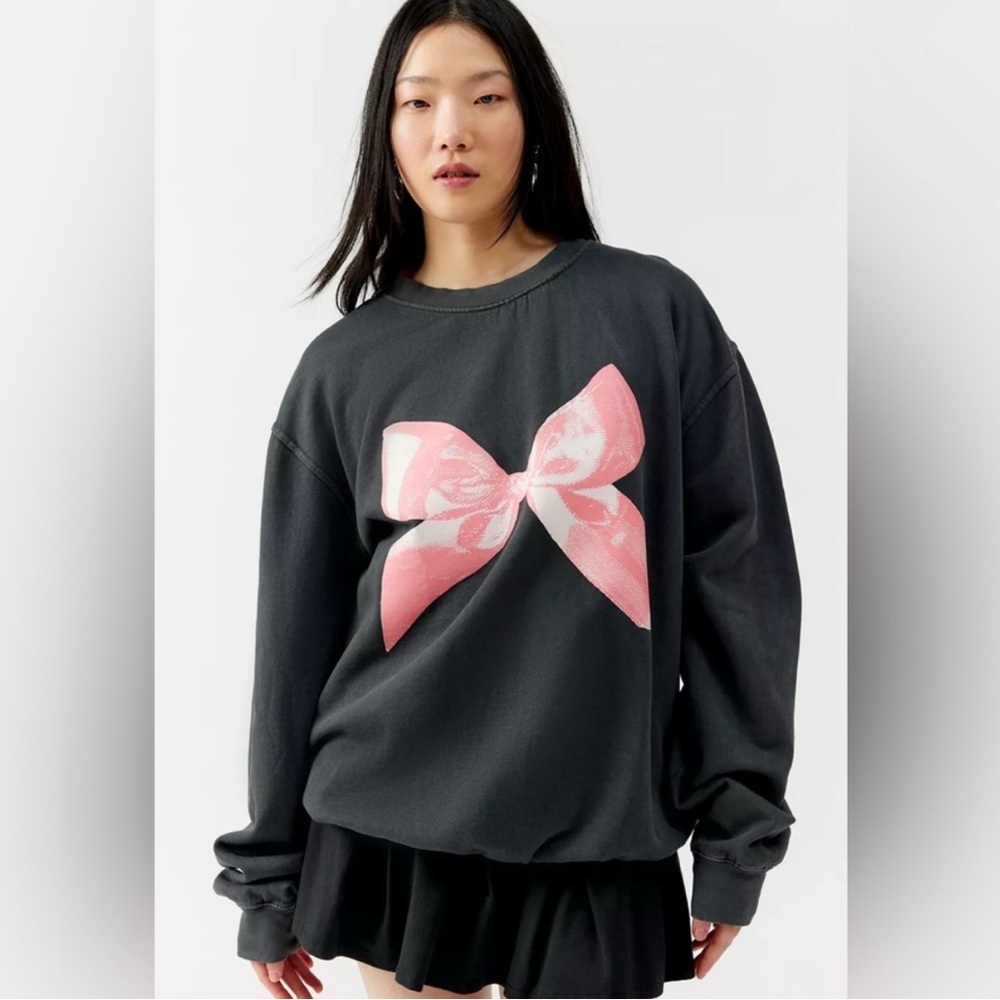 Urban Outfitters Black Sweatshirt with Pink Bow - Picture 6 of 11
